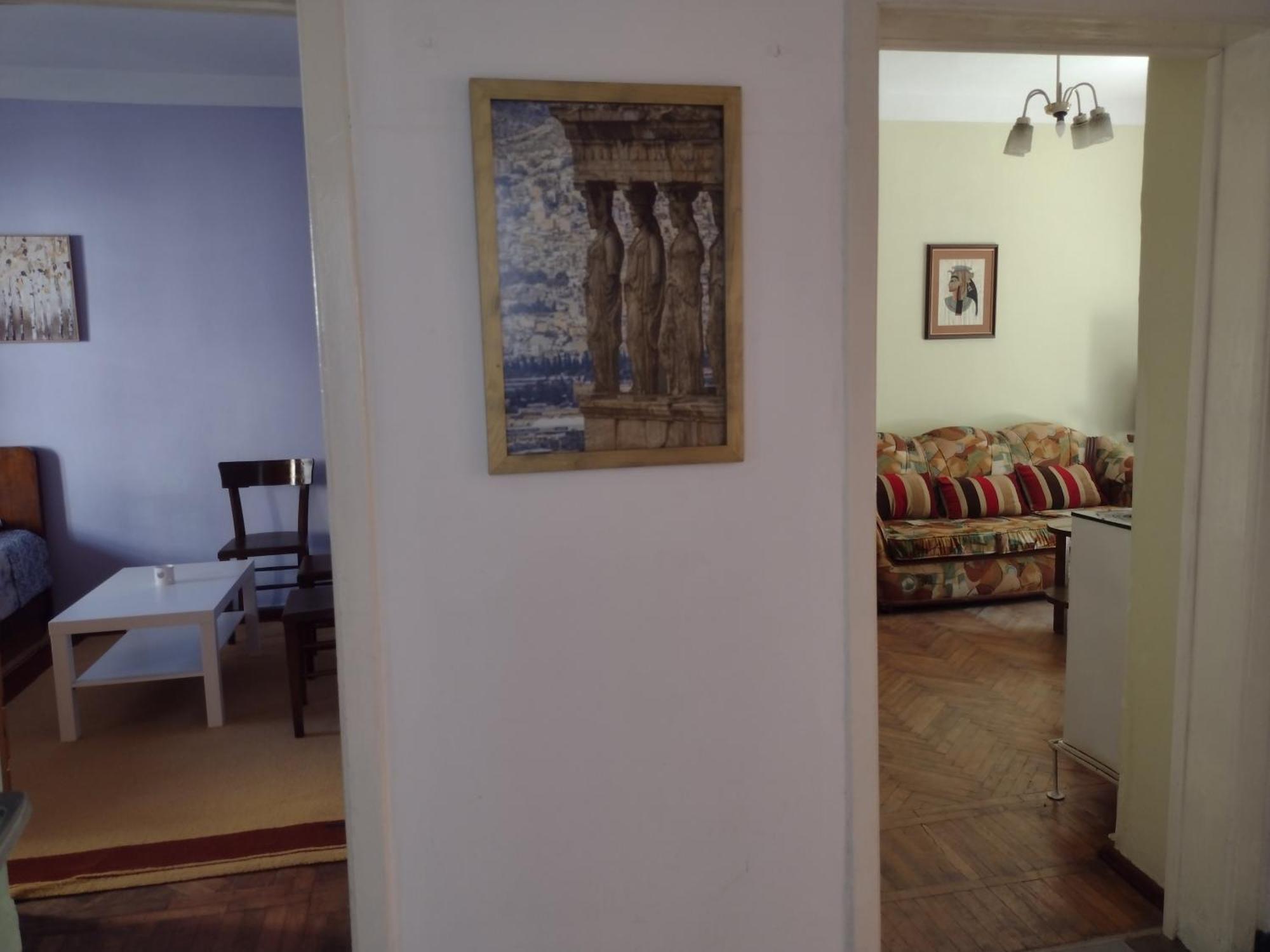 Era Echoes - Preserved Historical Apartment Тирана Екстериор снимка