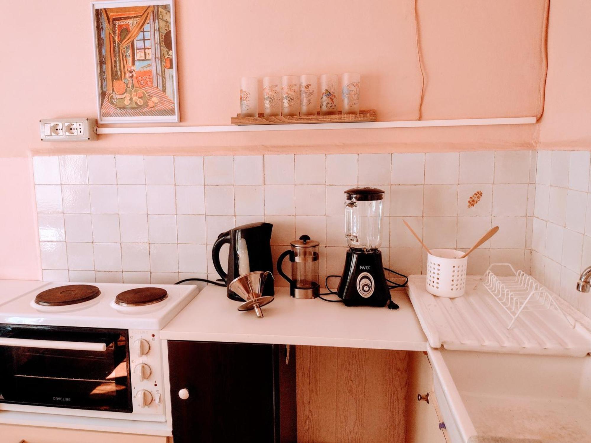 Era Echoes - Preserved Historical Apartment Тирана Екстериор снимка